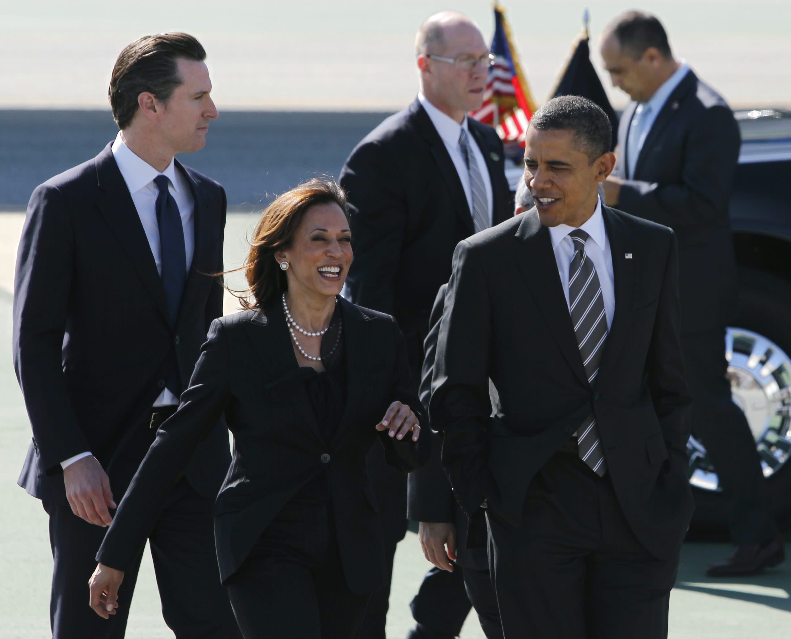 Obama Officially Endorses Harris for President