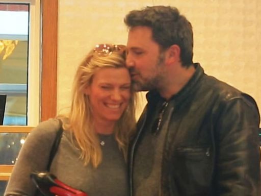 Ben Affleck y su exnovia Lindsay Shookus fotografiados juntos: ¿le está siendo infiel a JLo?