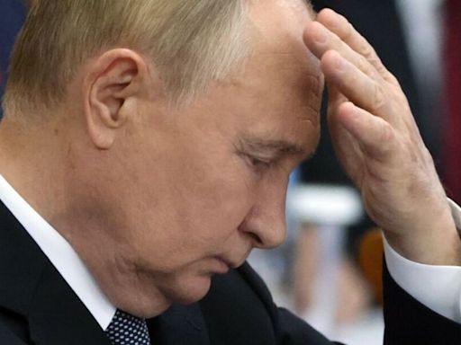 Putin in danger of being toppled by oligarchs as Ukraine war wipes out riches