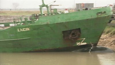 The inland harbour of the real ships of the Fens