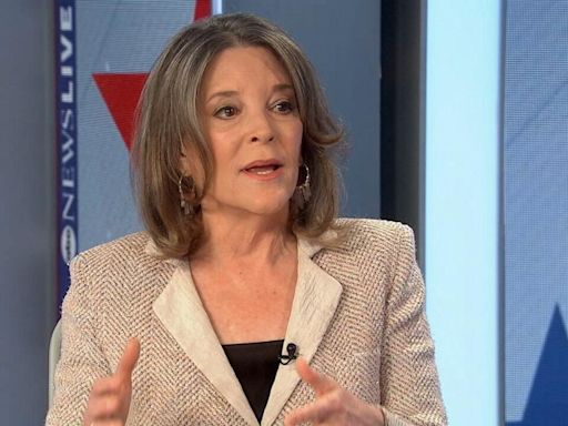 Marianne Williamson blasts top Democrats amid concerns over Biden's age, cognitive health