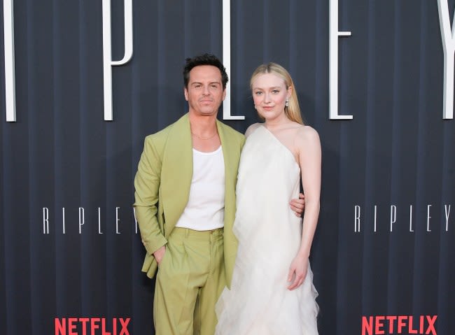 Andrew Scott Wants the World to Know the Secret Dakota Fanning: She’s Really Funny