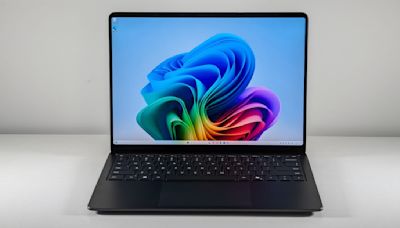 I tried gaming on the Microsoft Surface Laptop 7th Edition... I wanted to cry