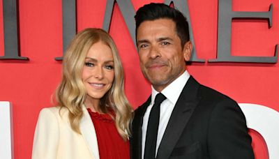 Kelly Ripa and Mark Consuelos Have a Glam Red Carpet Date Night at the Time100 Gala