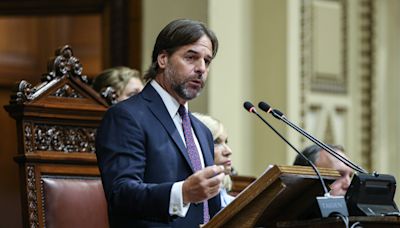 Lacalle Pou dice que su Gobierno "no ha podido" bajar el número de homicidios en Uruguay