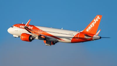 Mid-air drama as easyJet plane 'with 100s on board' turns back to UK airport