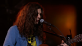 Kurt Vile and The Violators Bring Breezy ‘Mount Airy Hill (Way Gone)’ to ‘Colbert’