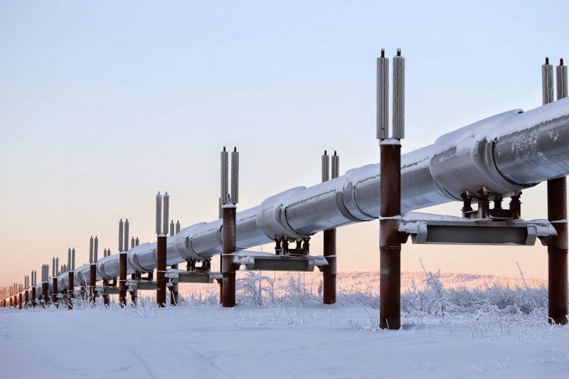 Transporting oil and gas: the world’s longest pipelines