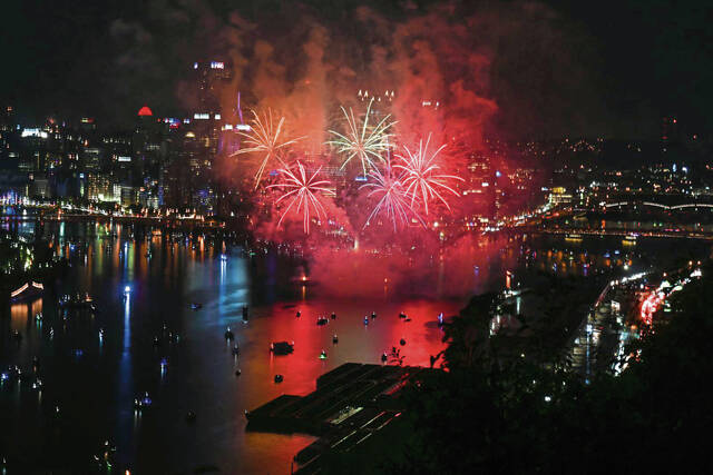 Photos: Pittsburgh's Fourth of July firework display