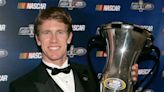 Carl Edwards celebrates Hall of Fame induction, insists 2016 finale did not cause NASCAR retirement