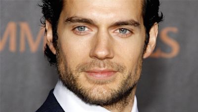 The Shocking Interaction With Henry Cavill That Left Amy Adams Mortified