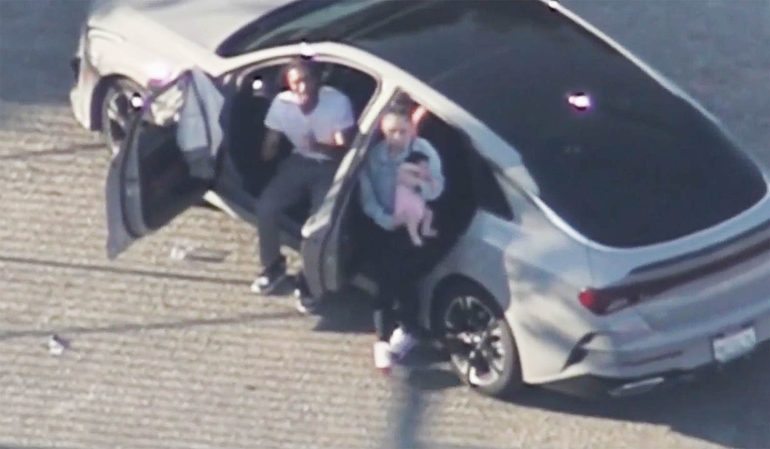 Car chase suspect leads police on pursuit with his 2-month-old baby in the car