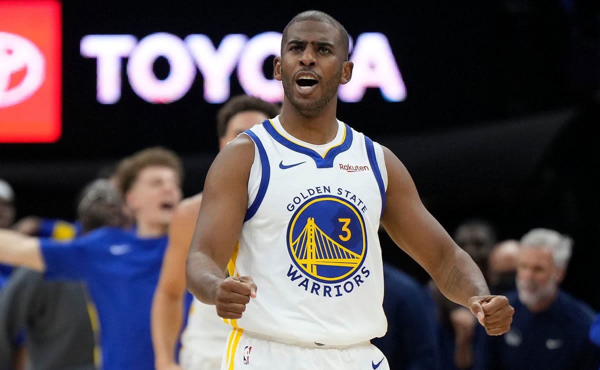 The Lakers could face competition for Chris Paul