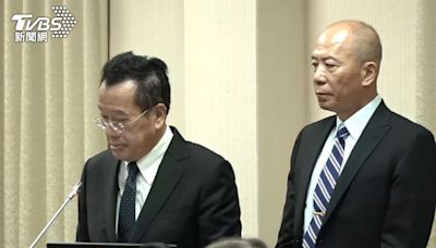 睽違25年！ 參謀總長「穿西裝」赴立院備詢