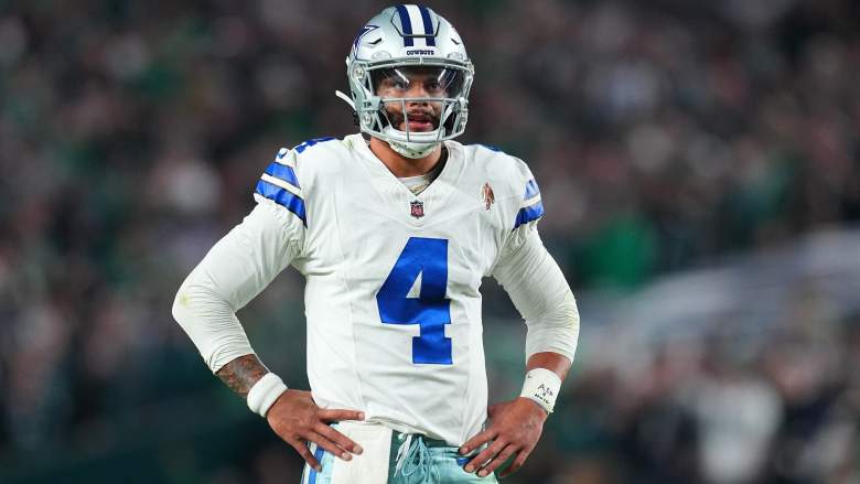Cowboys Predicted to Land Potential Superstar QB as Dak’s Replacement
