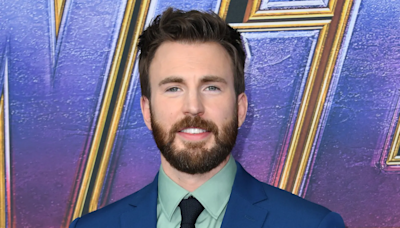 5 CURIOSIDADES sobre la nueva película de Navidad con Chris Evans y “La Roca” Johnson