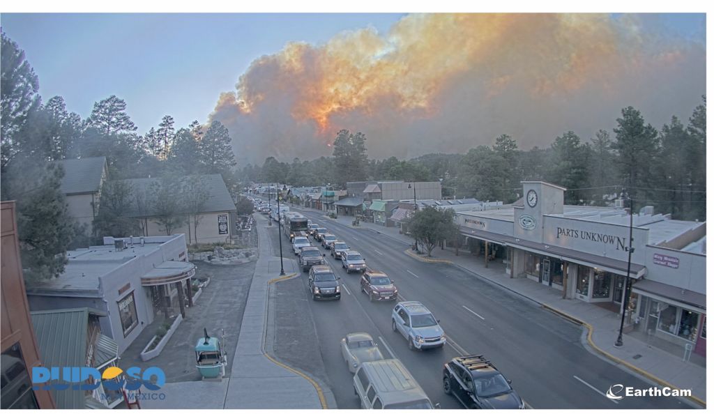 South Fork Fire reaches nearly 14,000 acres, advances on Village of Ruidoso