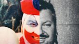 John Wayne Gacy: la macabra historia del payaso asesino que ahora llegó a Netflix