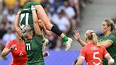 Una jugadora de Irlanda de rugby 7 salvó en el aire a una compañera con una maniobra magistral y se convirtió en furor en redes