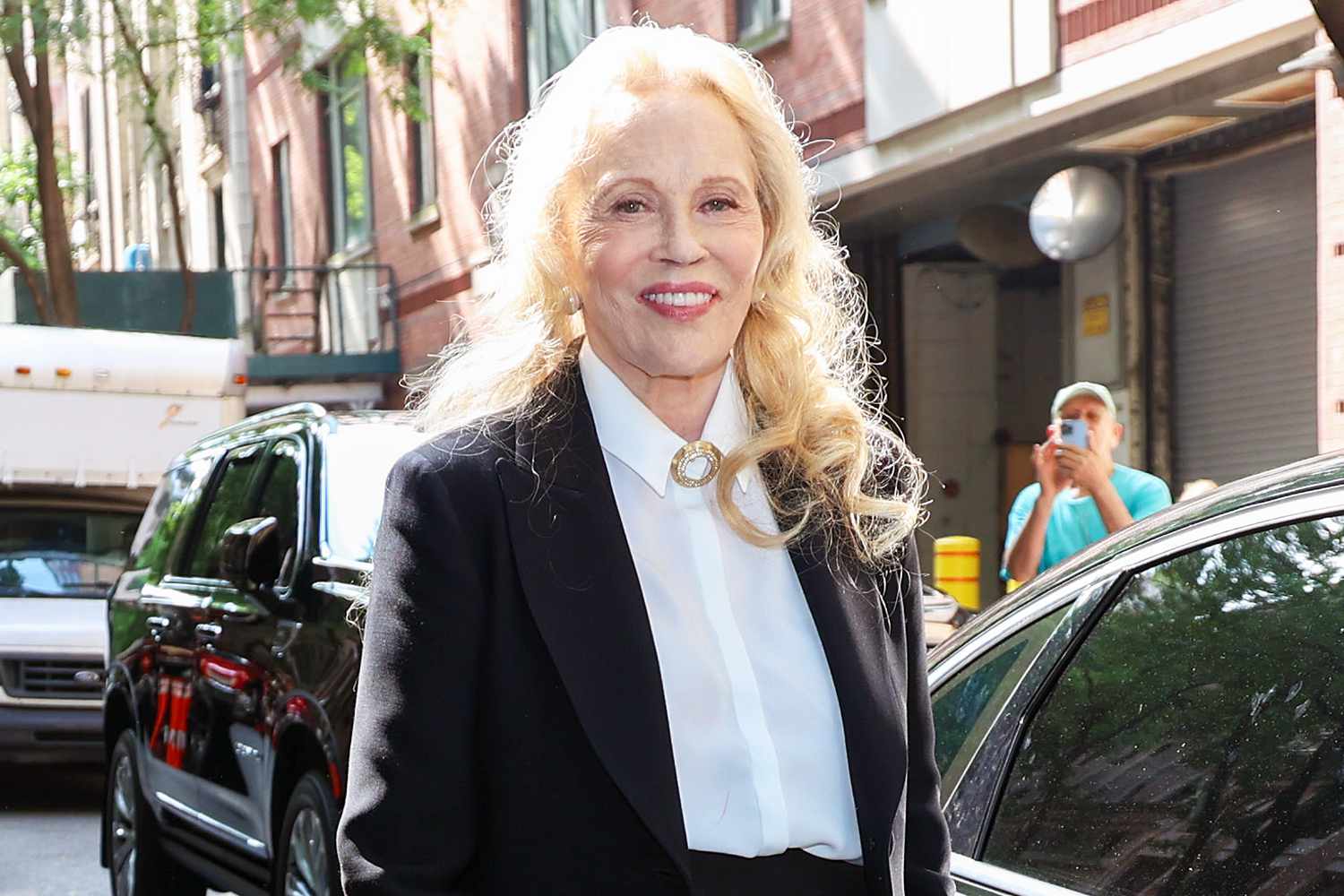 Faye Dunaway, 83, Aces Suit and Sneakers Trend During NYC Outing Ahead of New Documentary