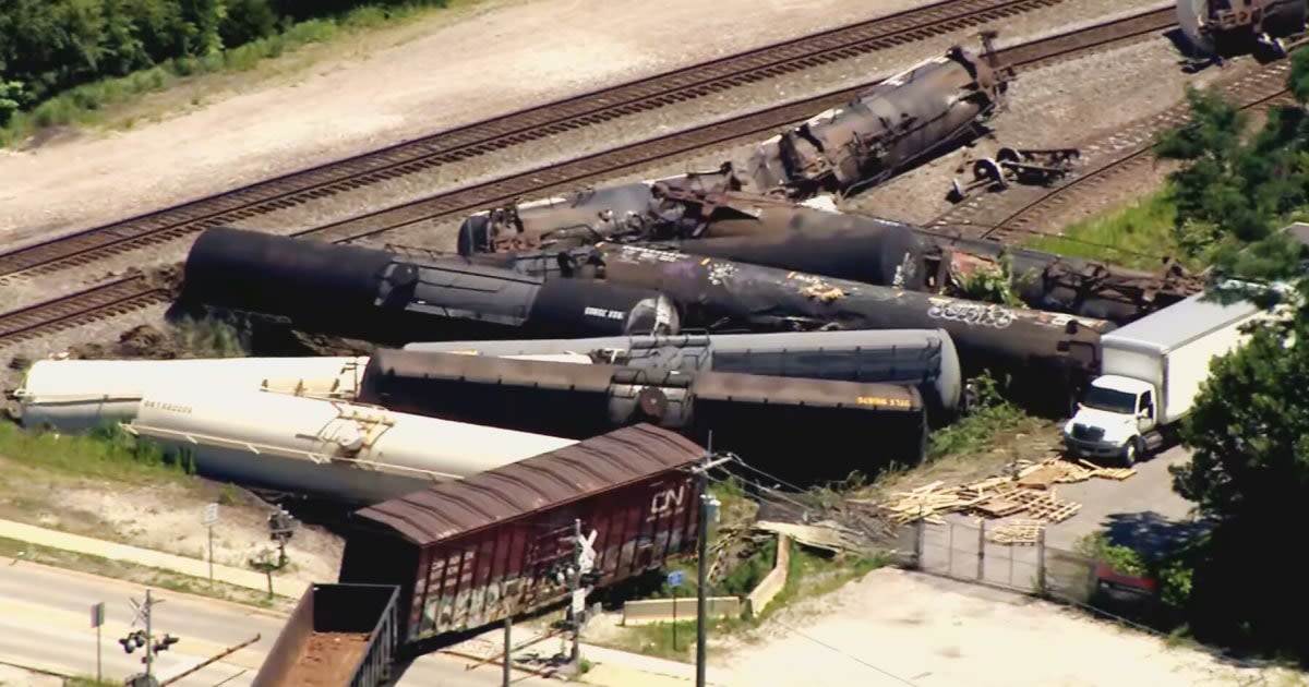 Freight train derails in Chicago suburb, triggering evacuations over suspected leak