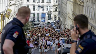 Hundreds of Taylor Swift fans gather in Vienna after concerts cancelled