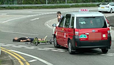 大角咀海輝道單車男捱的士撞 倒臥馬路中央受傷送院