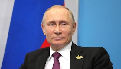 Putin calls for resuming production of intermediate-range missiles
