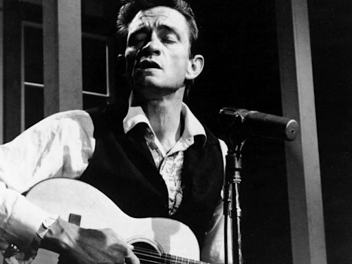 All about Johnny Cash's upbringing