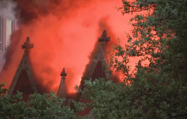 Downtown Dallas fire: Flames destroy part of First Baptist Dallas historic sanctuary