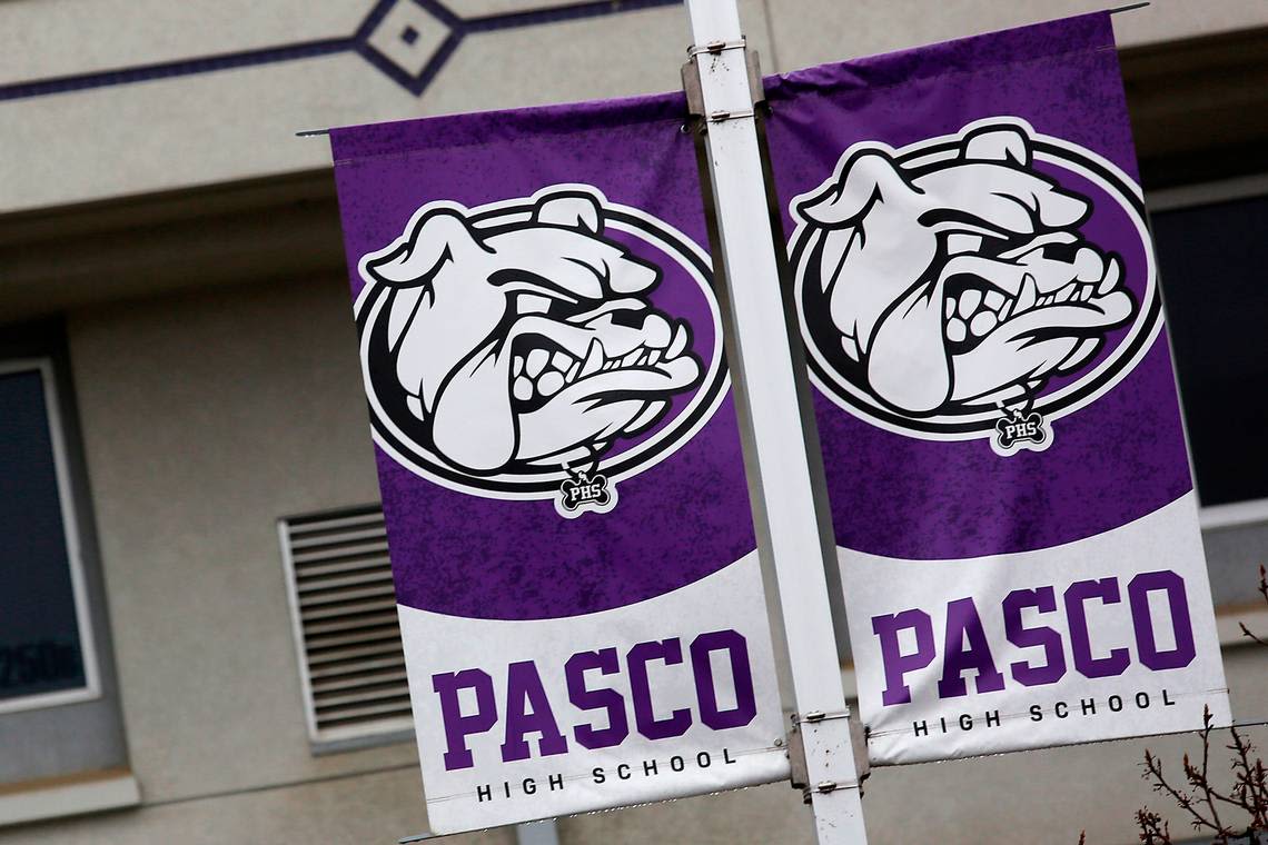 Could putting more low-income Pasco students in one high school harm their learning?