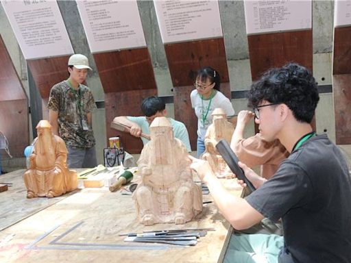 亞洲青年木雕藝術研習營16年積累 打造台灣木雕人才養成系統 - 苗栗縣