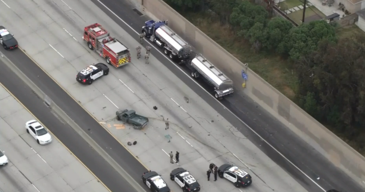 LAPD pursuit ends as suspect crashes into gas tanker on 110 Freeway