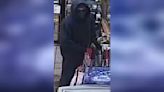Deputies want to identify man who robbed Hall County gas station