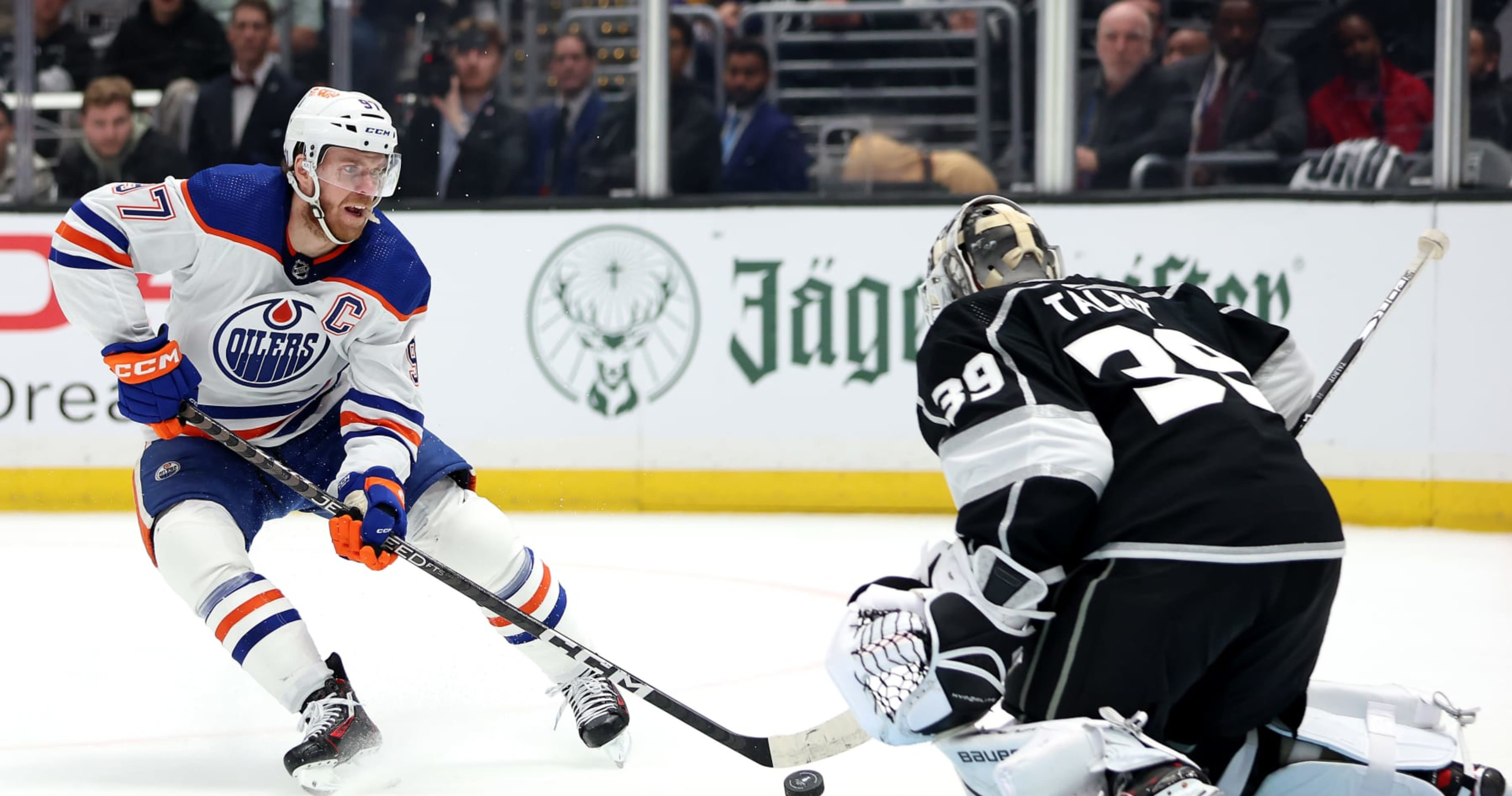 Kings Eliminated by Oilers as NHL Fans Hail Connor McDavid, Leon Draisaitl Dominance
