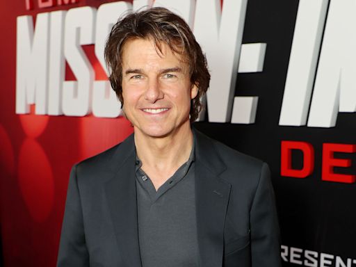 Tom Cruise pulls off epic stunt to close out Paris Olympics