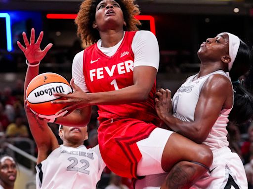 LIVE: Indiana Fever vs Las Vegas Aces updates, Caitlin Clark stats, highlights, score