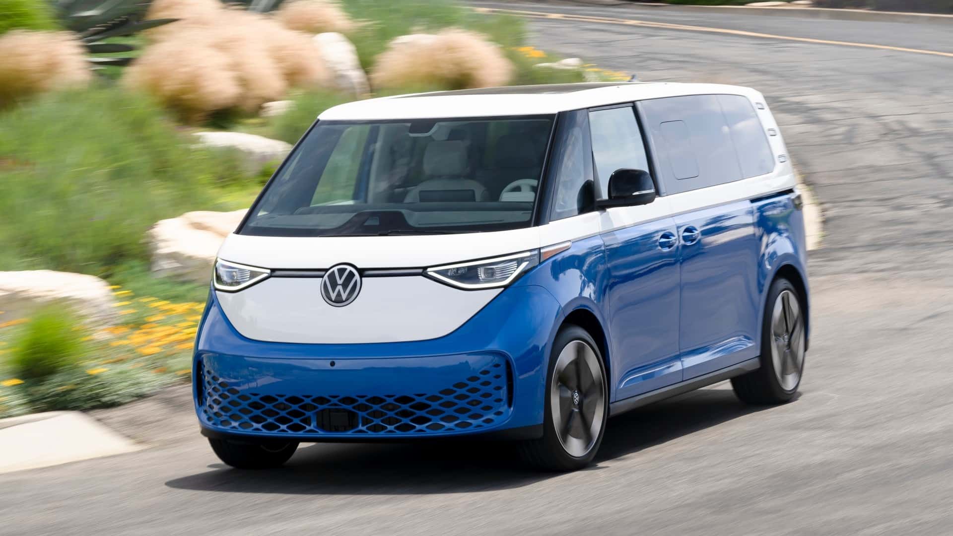 2025 Volkswagen ID. Buzz Comes To America With 91 kWh Battery, Up To 335 HP