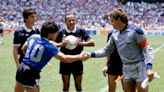 Se subasta la pelota con la que Diego Maradona le marcó los dos goles a Inglaterra en México 1986