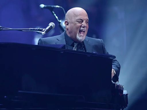 El momento en que Billy Joel le cantó “Uptown Girl” a su exesposa en pleno show