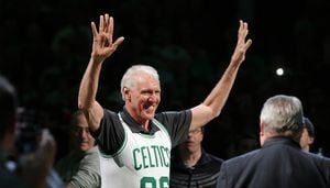 ‘Truly one of a kind’: Bill Walton, key member of 1986 Celtics championship team, dies at 71