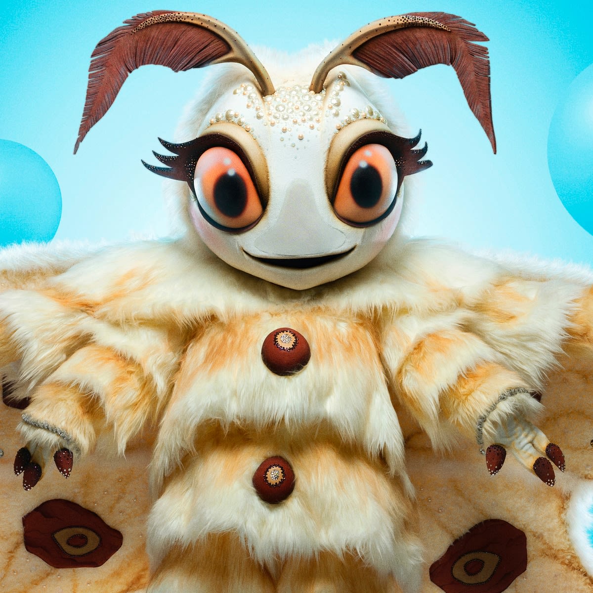 Masked Singer : Poodle Moth Revealed as This Is Us Alum