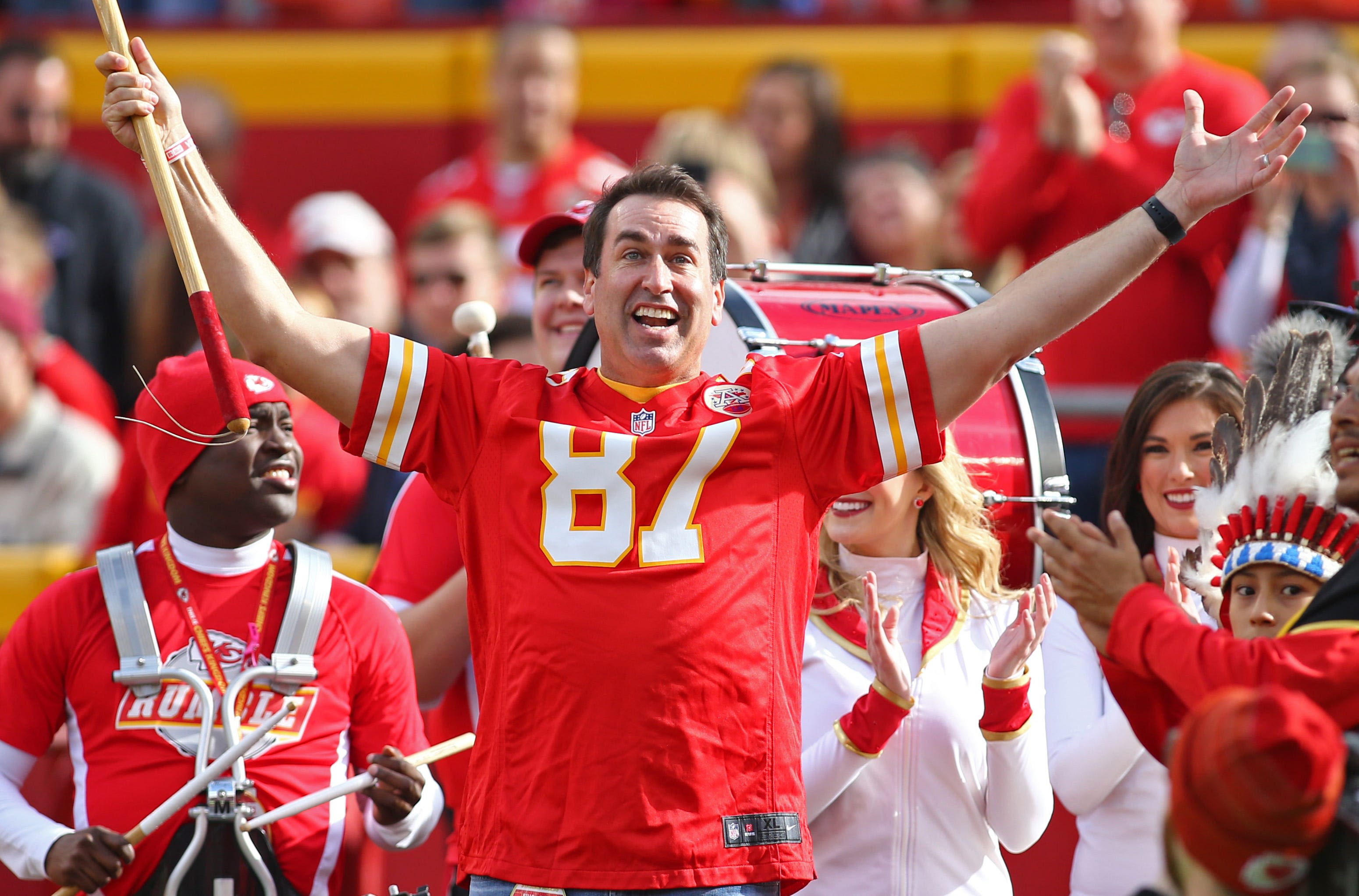 Kansas City native Rob Riggle announced as Drum Honoree for Chiefs' home opener