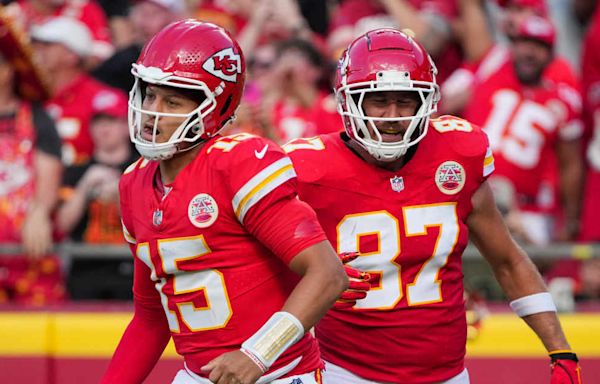 Mahomes Worried About Kelce's Stats?