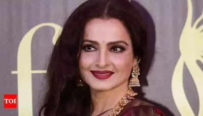 When Rekha wrote about her 'FAVOURITE' person, her sorrows, her greatest joy and fear, find out! | Hindi Movie News - Times of India