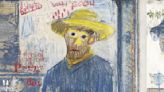 Van Gogh llega en bicicleta al Museo Diario La Capital en el marco de la Microferia