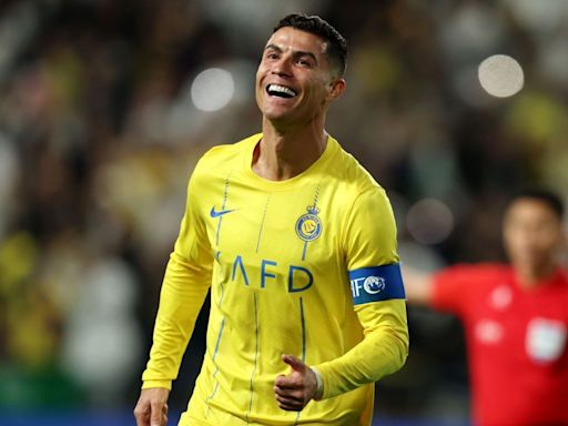 Ronaldo, 39, wants to to defy age, continue career