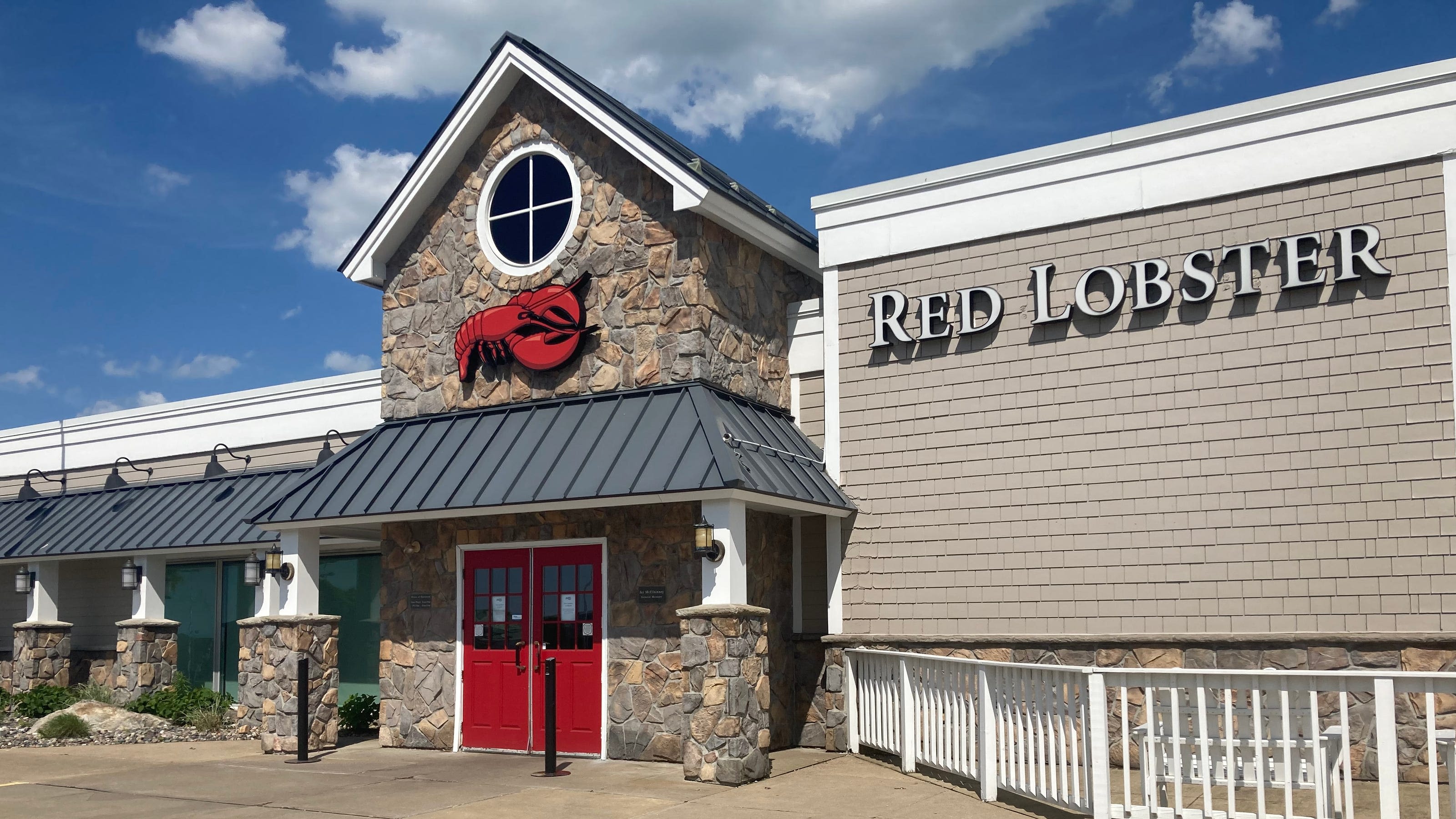 At Erie-area Red Lobster, the era of endless shrimp might have come to an end