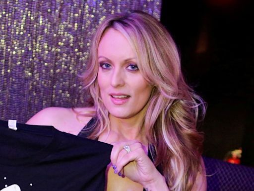 Stormy Daniels to face tough questions from Trump lawyers at trial