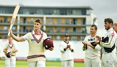 Somerset County Championship dream stays alive after epic Tom Abell hundred in final day chase